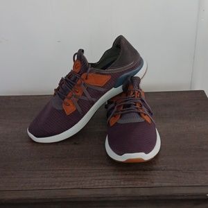 OluKai Men's Sneakers size 13